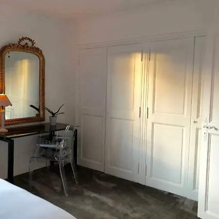 Perrine Duplex Апартаменты Сен-Тропе